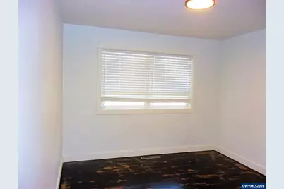 412 SW Fir St, Willamina, OR 97396 - Photo 6