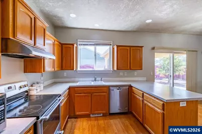 4199 Geranium Lp NE, Salem, OR 97305 - Photo 14