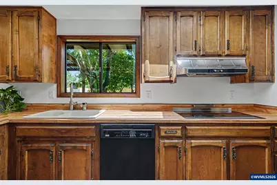 2475 Carleton Wy NE, Salem, OR 97301 - Photo 12