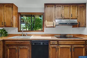 2475 Carleton Way NE, Salem, OR 97301 - Photo 12