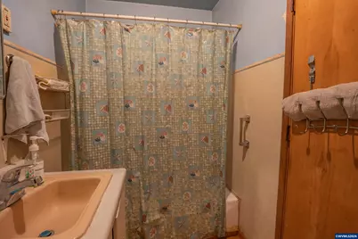 35858 Knox Butte Rd E, Albany, OR 97322 - Photo 18