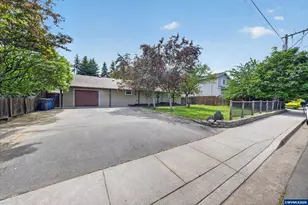 1530 Boone Rd SE, Salem, OR 97306 - Photo 2