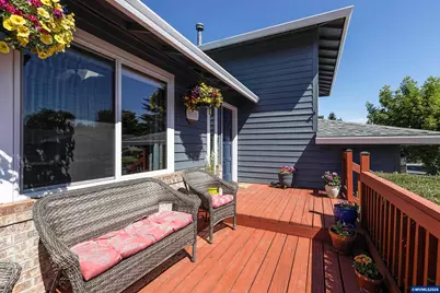 7405 SW 172nd Av, Aloha, OR 97007 - Photo 6