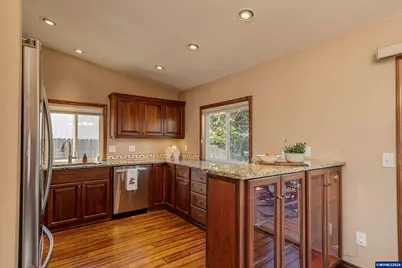7405 SW 172nd Av, Aloha, OR 97007 - Photo 10