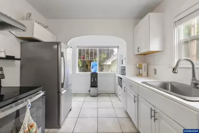 985 Madison St NE, Salem, OR 97301 - Photo 10