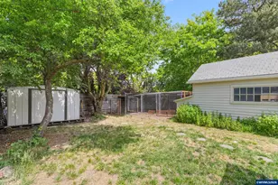 985 Madison St NE, Salem, OR 97301 - Photo 24