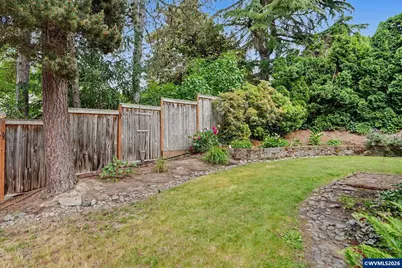 1875 Madrona Av S, Salem, OR 97302 - Photo 22