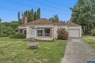 870 Hickory St NE, Salem, OR 97301 - Photo 2
