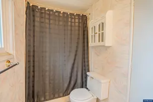 3134 Highway 20, Sweet Home, OR 97386 - Photo 18