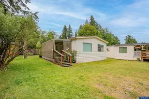 3134 Highway 20, Sweet Home, OR 97386 - Photo 26