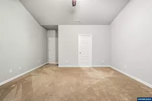 4722 Royal Dr NE, Albany, OR 97321 - Photo 18