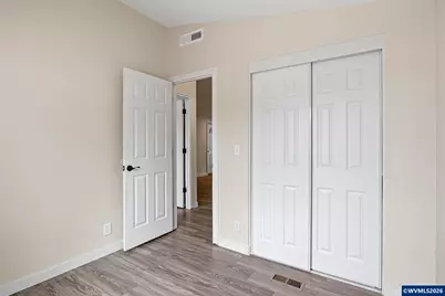 9700 SW Tualatin Rd #18, Tualatin, OR 97062 - Photo 16
