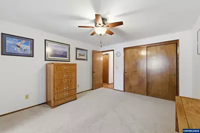 1305 Mulberry Dr, Woodburn, OR 97071 - Photo 14
