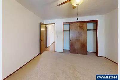 1305 Mulberry Dr, Woodburn, OR 97071 - Photo 20