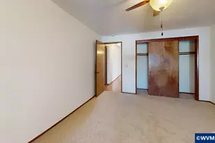 1305 Mulberry Dr, Woodburn, OR 97071 - Photo 20