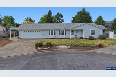 1305 Mulberry Dr, Woodburn, OR 97071 - Photo 1