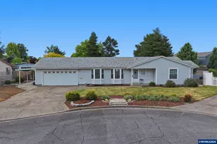 1305 Mulberry Dr, Woodburn, OR 97071 - Photo 1