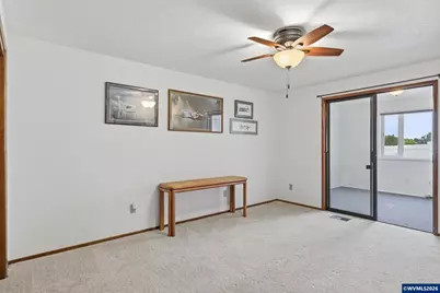 1305 Mulberry Dr, Woodburn, OR 97071 - Photo 16