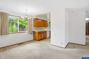 3813 Dustin Ct NE, Salem, OR 97305 - Photo 16