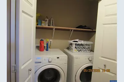 553 SW Kingwood Av, Mill City, OR 97360 - Photo 10
