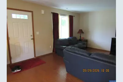 553 SW Kingwood Av, Mill City, OR 97360 - Photo 2