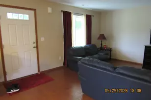 553 SW Kingwood Av, Mill City, OR 97360 - Photo 2