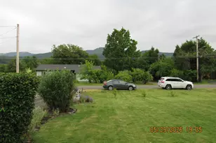 553 SW Kingwood Av, Mill City, OR 97360 - Photo 28