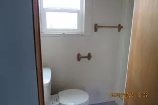 553 SW Kingwood Av, Mill City, OR 97360 - Photo 18