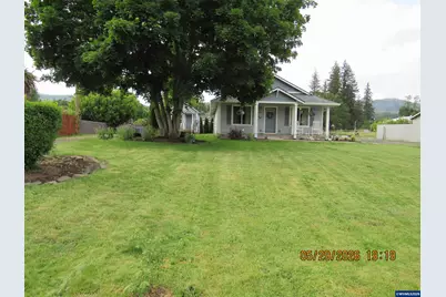 553 SW Kingwood Av, Mill City, OR 97360 - Photo 14