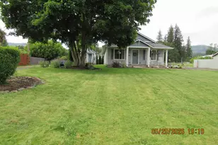 553 SW Kingwood Av, Mill City, OR 97360 - Photo 14