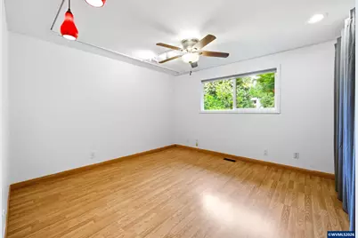 1035 Chestnut St NW, Salem, OR 97304 - Photo 24