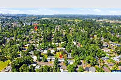 1035 Chestnut St NW, Salem, OR 97304 - Photo 2