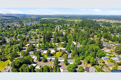 1035 Chestnut St NW, Salem, OR 97304 - Photo 32