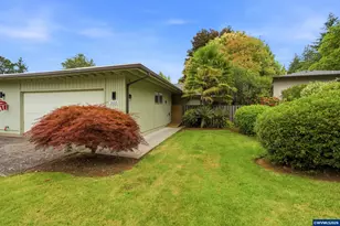 1035 Chestnut St NW, Salem, OR 97304 - Photo 6