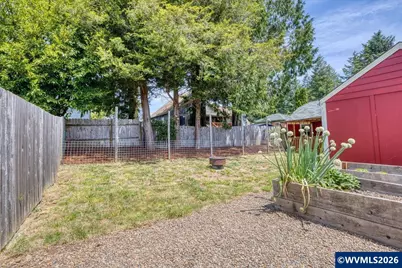 955 SE Gaither Wy, Toledo, OR 97391 - Photo 44
