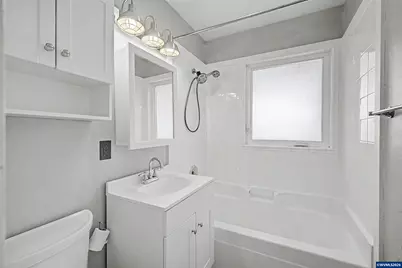 955 SE Gaither Wy, Toledo, OR 97391 - Photo 18