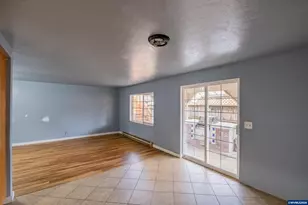 905 Ash St, Brownsville, OR 97327 - Photo 16
