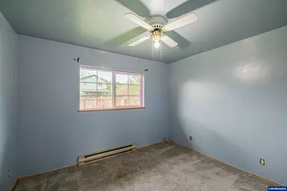 905 Ash St, Brownsville, OR 97327 - Photo 28