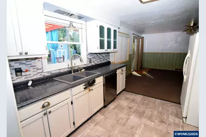 705 Ventura St N, Keizer, OR 97303 - Photo 32