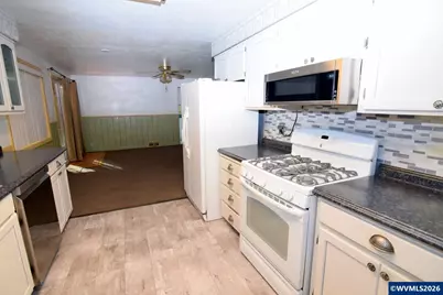 705 Ventura St N, Keizer, OR 97303 - Photo 34