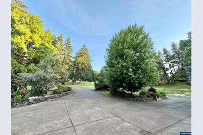 6135 Skyline Rd S, Salem, OR 97306 - Photo 4