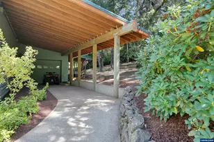 6135 Skyline Rd S, Salem, OR 97306 - Photo 38