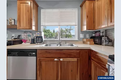 1064 Turtledove Lp, Lebanon, OR 97355 - Photo 12