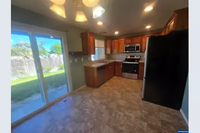 1064 Turtledove Lp, Lebanon, OR 97355 - Photo 6