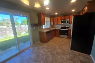 1064 Turtledove Lp, Lebanon, OR 97355 - Photo 6