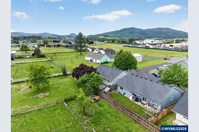 1064 Turtledove Lp, Lebanon, OR 97355 - Photo 24