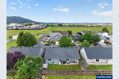 1064 Turtledove Lp, Lebanon, OR 97355 - Photo 22