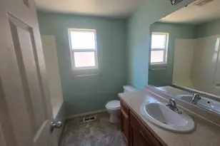 1064 Turtledove Lp, Lebanon, OR 97355 - Photo 12