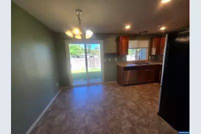 1064 Turtledove Lp, Lebanon, OR 97355 - Photo 4