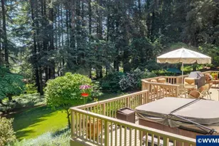 852 Hylo Rd SE, Salem, OR 97306 - Photo 10